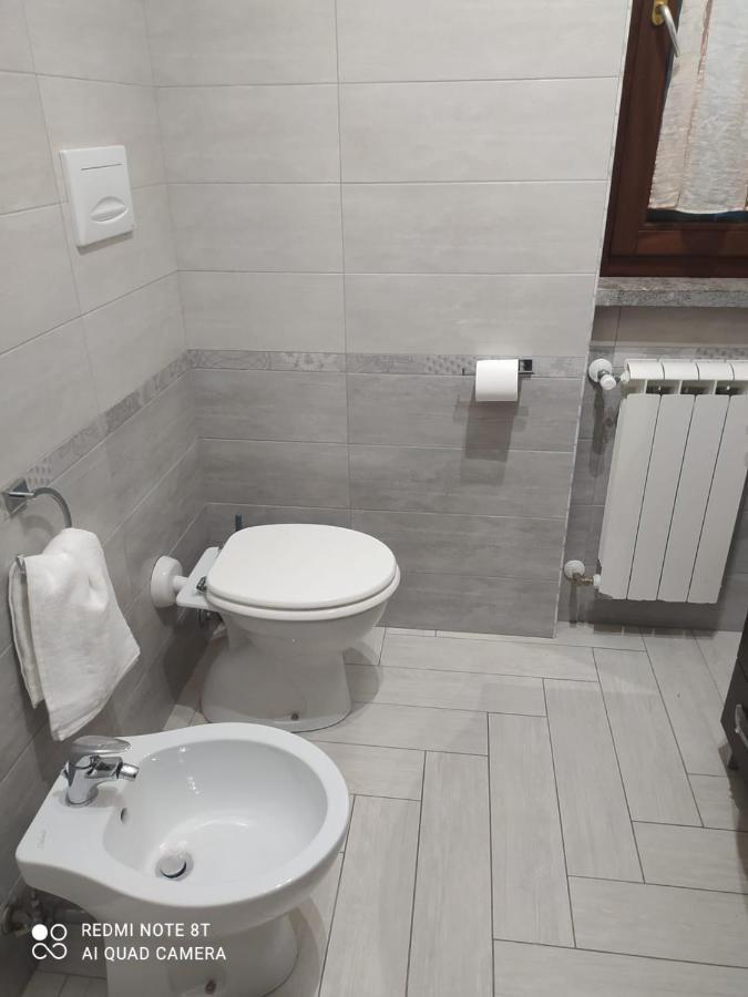 Casa Vacanza Indaco 피우미치노 외부 사진
